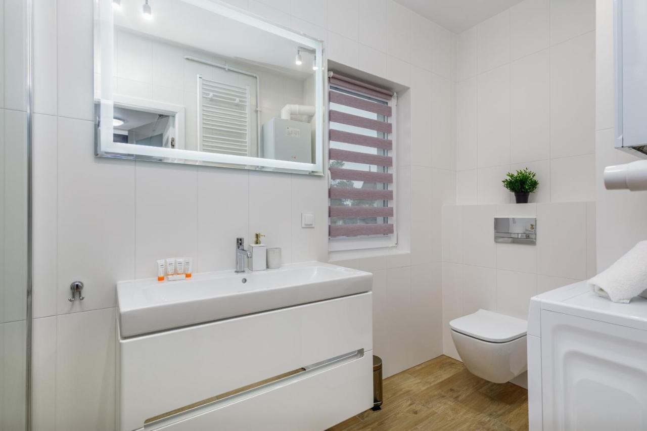 Apartment Rybacka With Parking&Balcony By Noclegi Renters Międzywodzie Dış mekan fotoğraf
